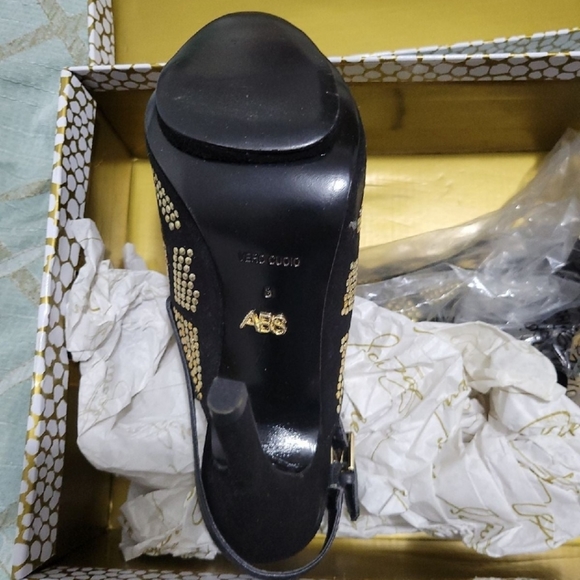 Dress heel shoes - Picture 2 of 3